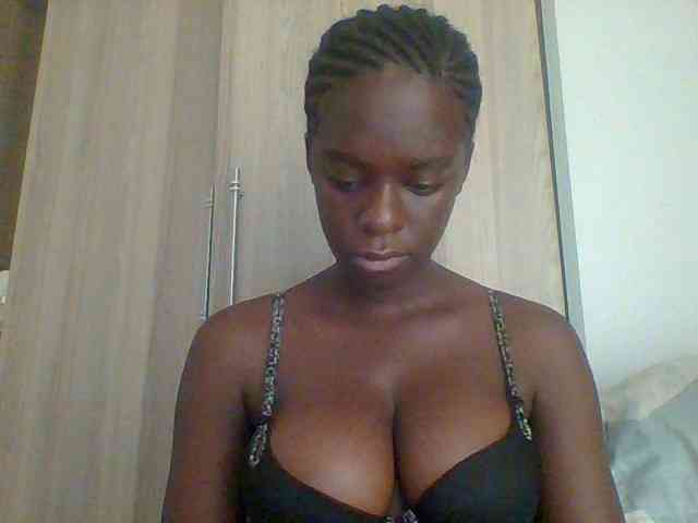 Chocolateaa webcam