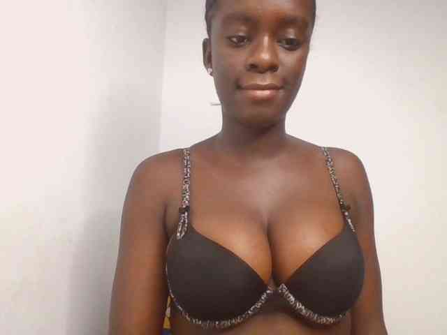Chocolateaa webcam