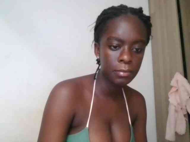 Chocolateaa webcam