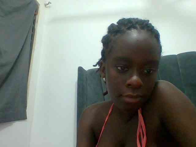 Chocolateaa webcam