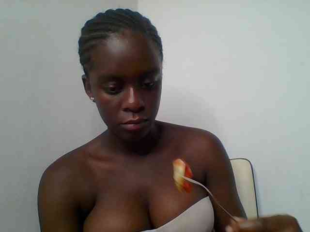 Chocolateaa webcam