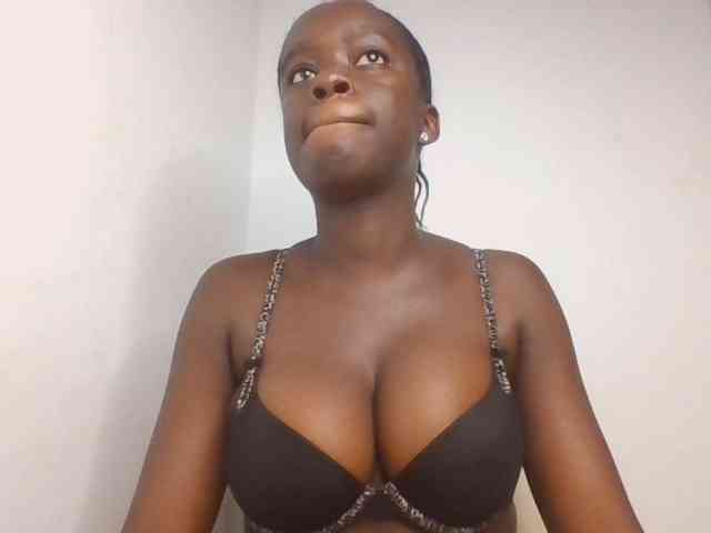 Chocolateaa webcam