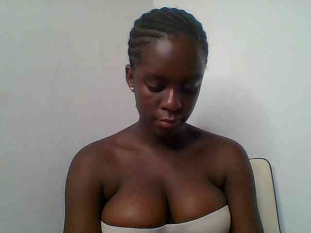 Chocolateaa webcam