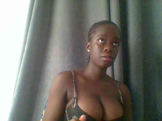 Chocolateaa webcam