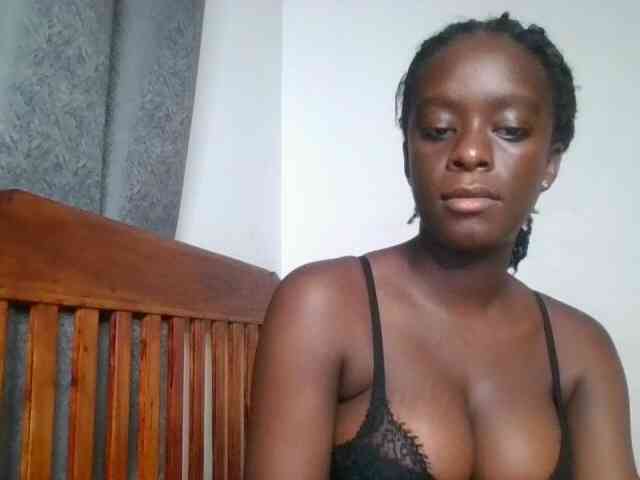 Chocolateaa webcam