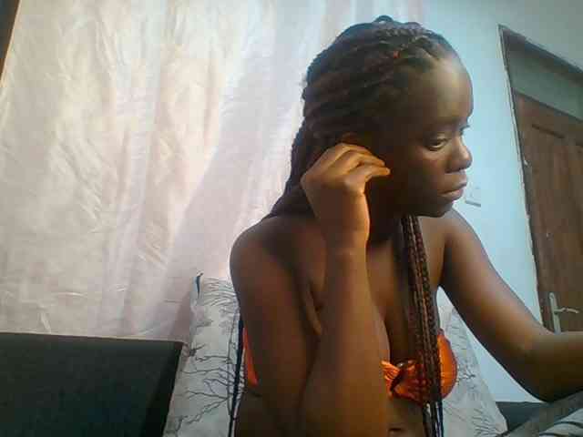 Chocolateaa webcam