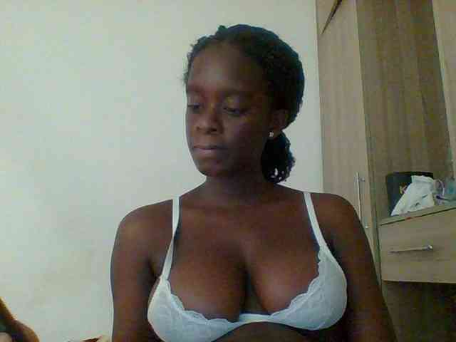Chocolateaa webcam