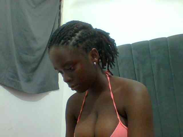 Chocolateaa webcam