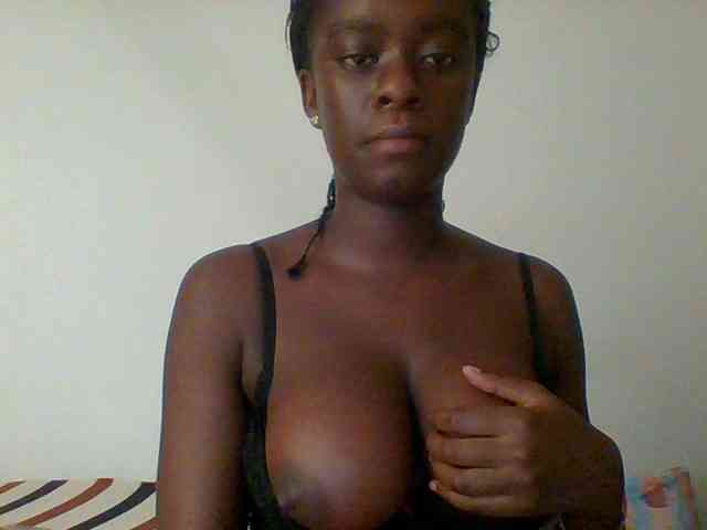 Chocolateaa webcam
