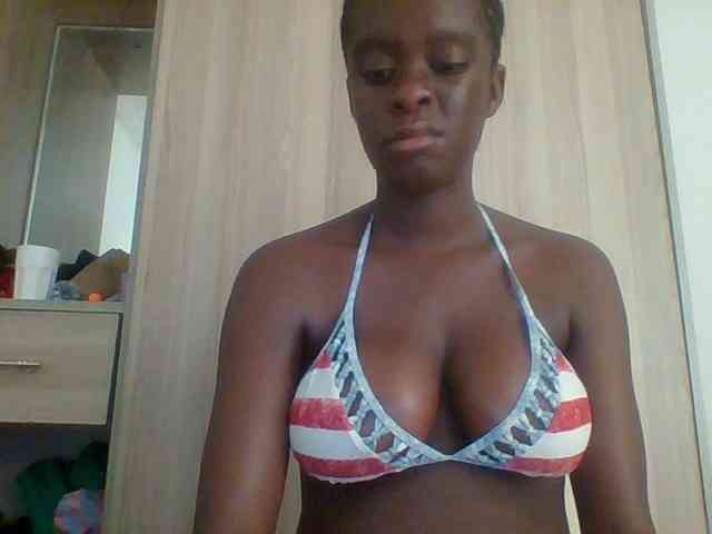 Chocolateaa webcam