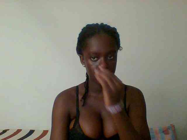 Chocolateaa webcam