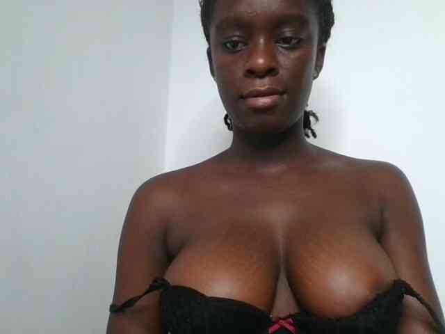 Chocolateaa webcam
