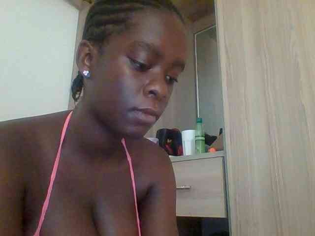 Chocolateaa webcam
