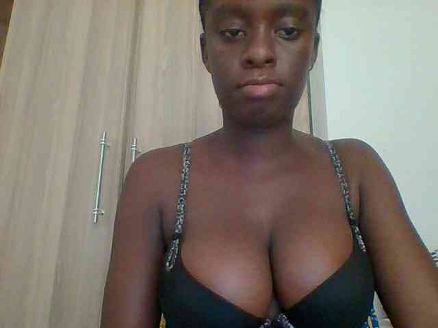 Chocolateaa webcam