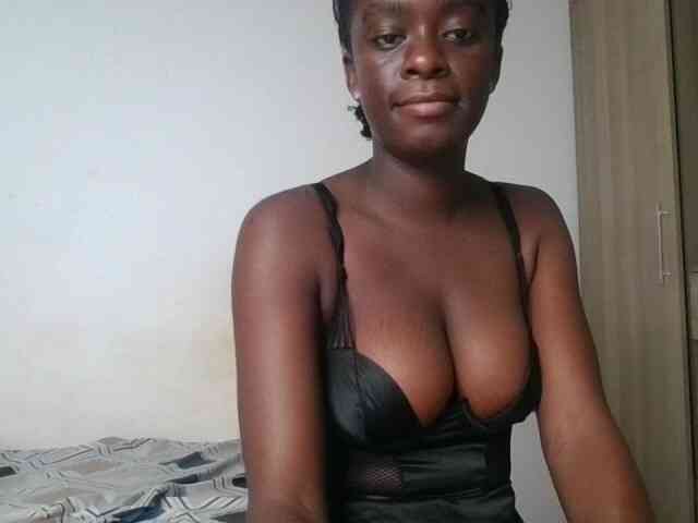 Chocolateaa webcam