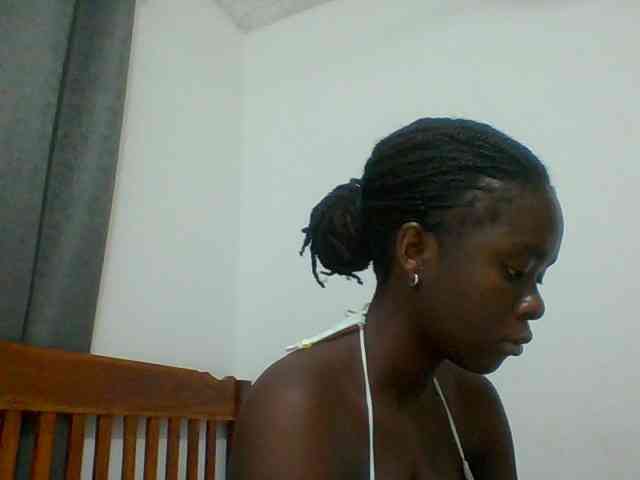Modella: Chocolateaa