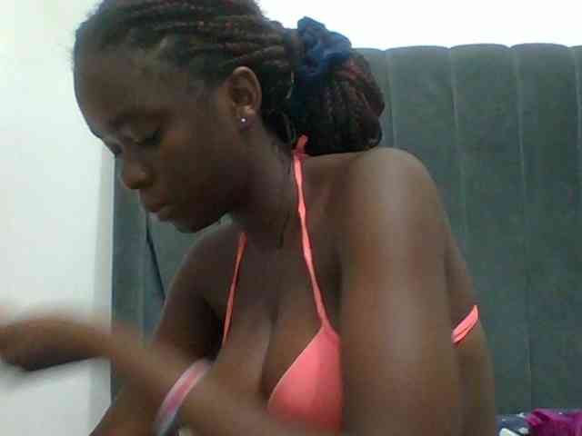 Chocolateaa webcam