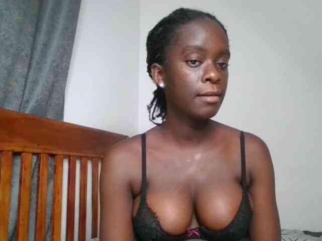 Chocolateaa webcam