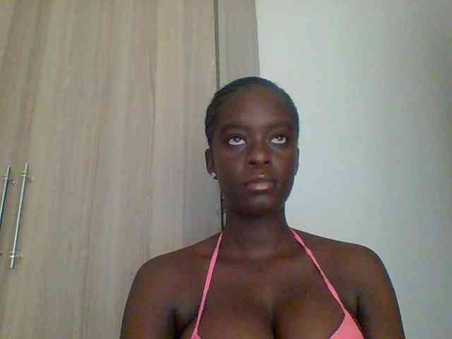 Chocolateaa webcam
