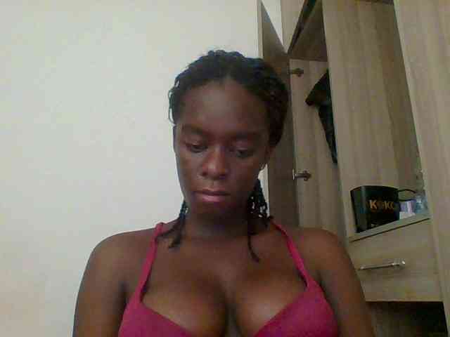 Chocolateaa webcam