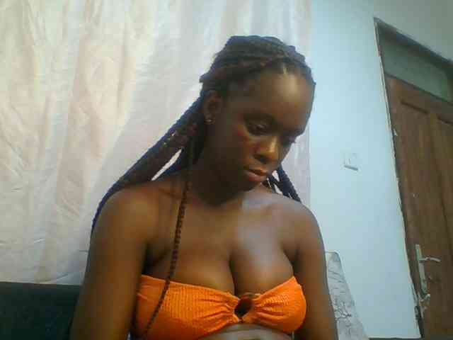 Chocolateaa webcam
