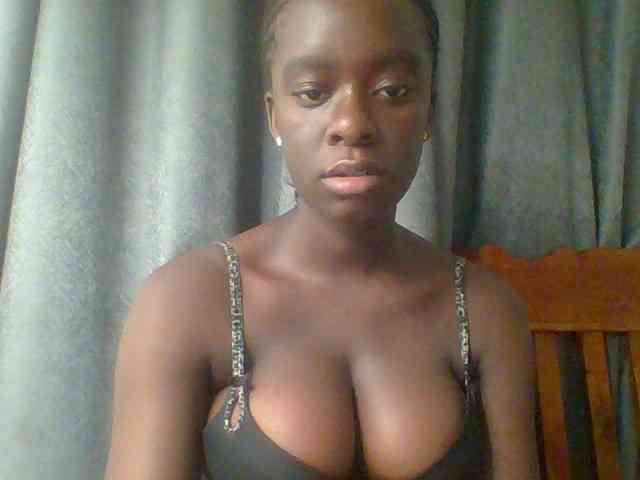 Chocolateaa webcam