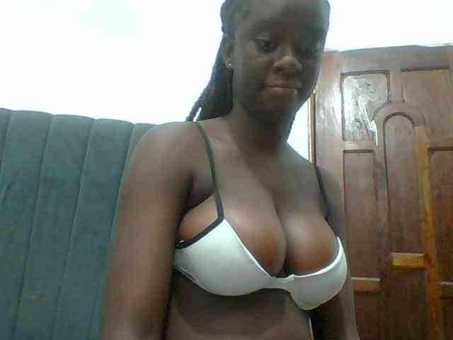 Chocolateaa webcam