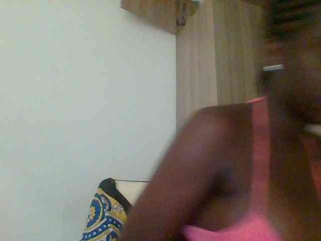 Chocolateaa webcam