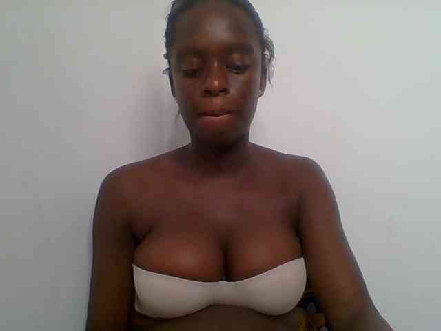 Chocolateaa webcam