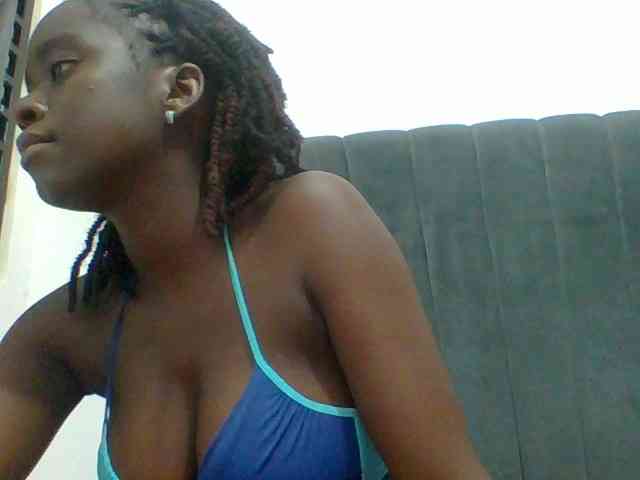 Chocolateaa webcam