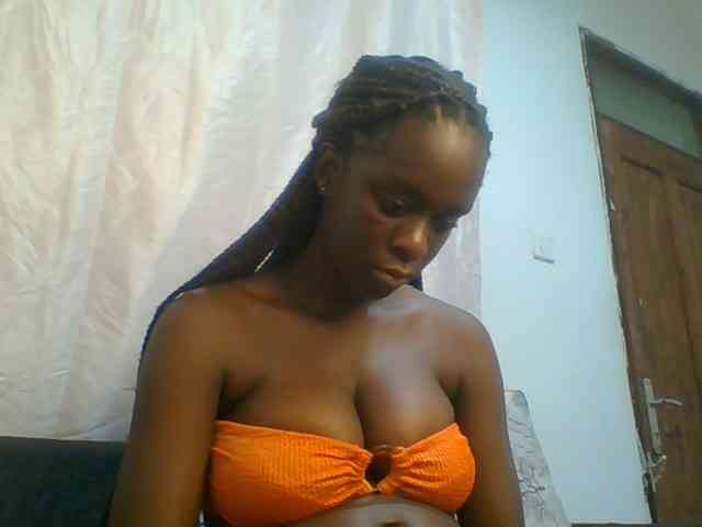 Chocolateaa webcam