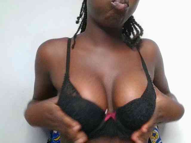 Chocolateaa webcam
