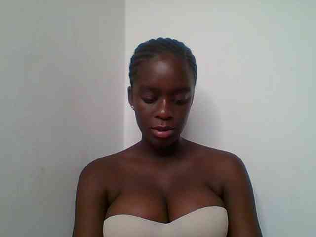 Chocolateaa webcam