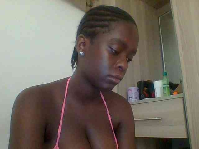 Chocolateaa webcam