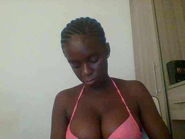 Chocolateaa webcam