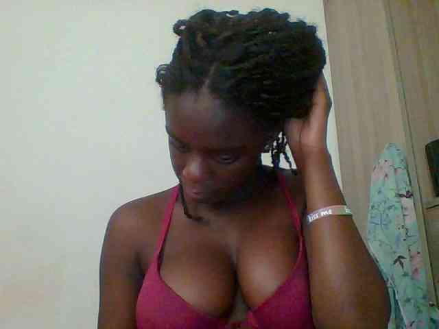 Chocolateaa webcam