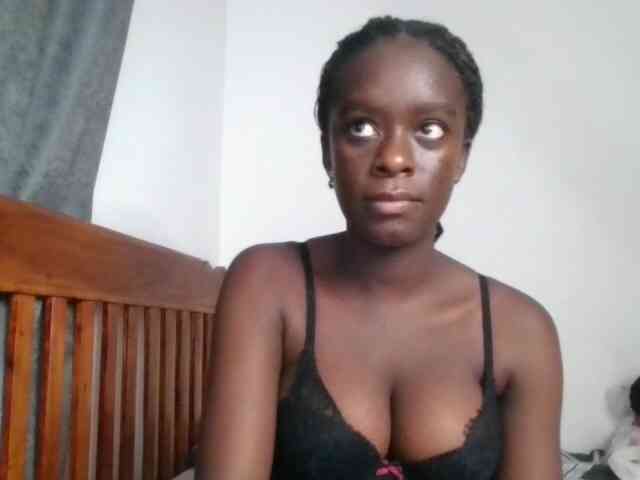 Chocolateaa webcam