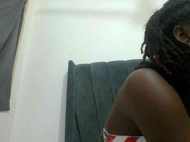 Chocolateaa webcam