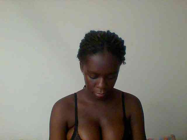 Chocolateaa webcam