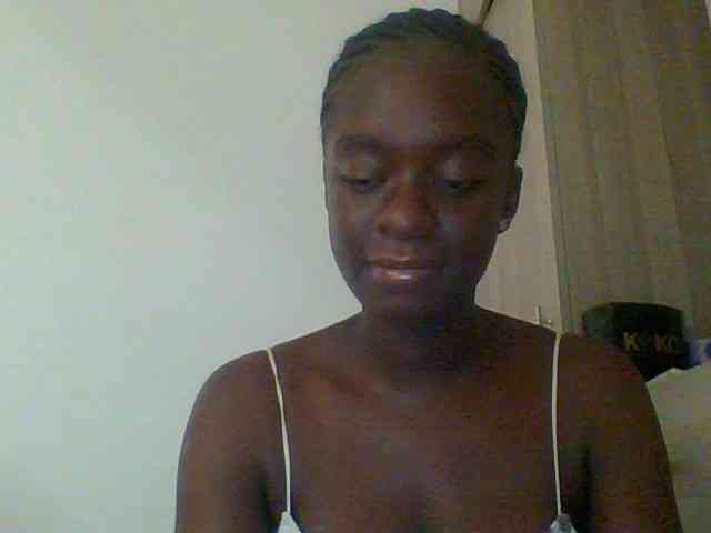 Chocolateaa webcam