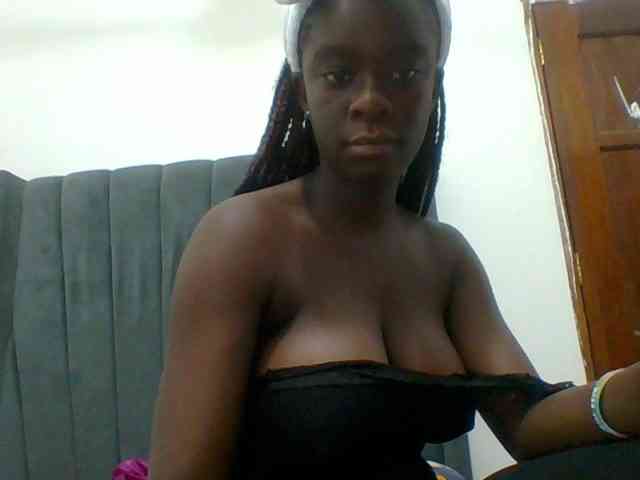 Chocolateaa webcam