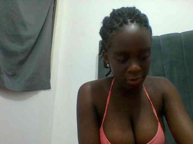 Chocolateaa webcam