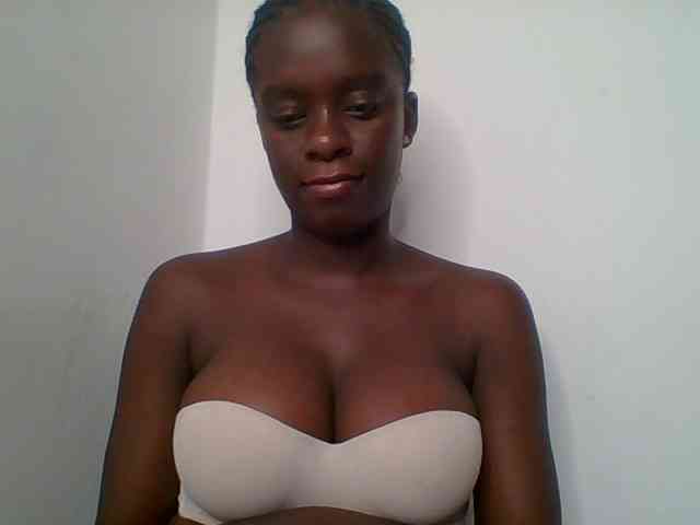 Chocolateaa webcam