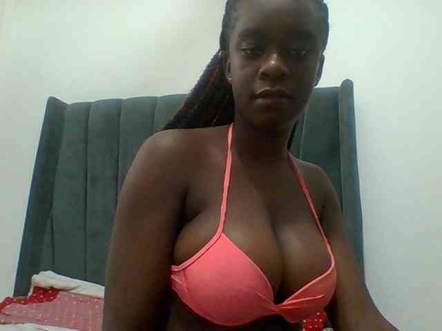 Chocolateaa webcam