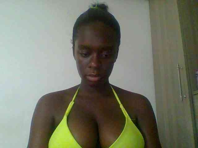 Chocolateaa webcam