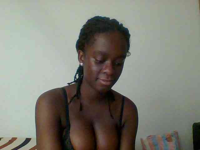 Chocolateaa webcam