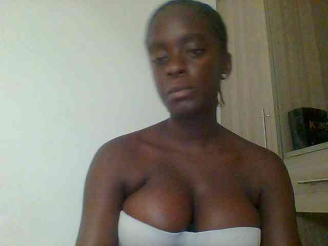 Chocolateaa webcam