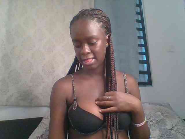 Chocolateaa Live Webcam on BongaCams