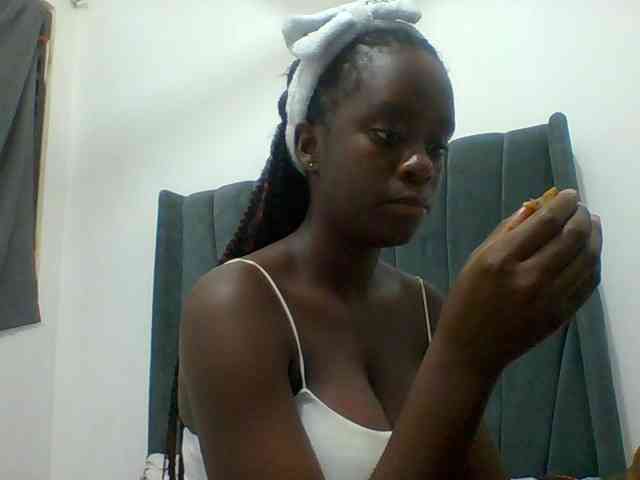 Chocolateaa webcam