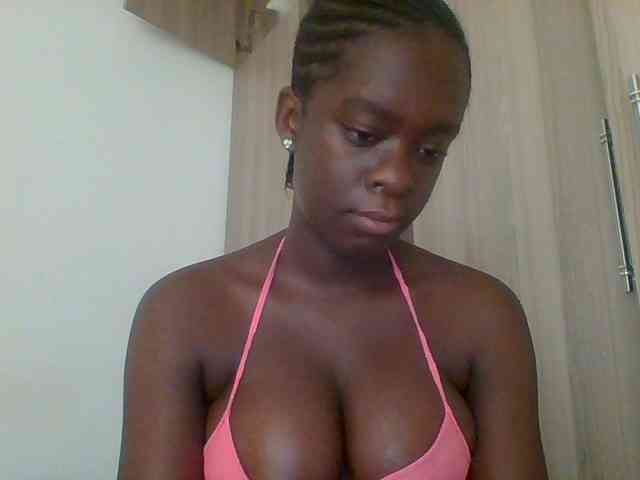Chocolateaa webcam